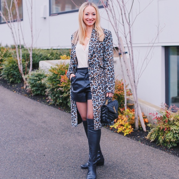 Bernardo Animal Print Coat - Picture 8 of 9